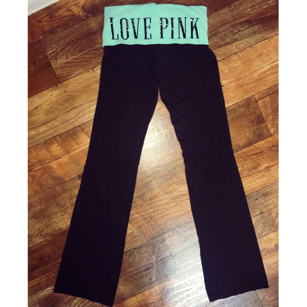 PINK yoga pants